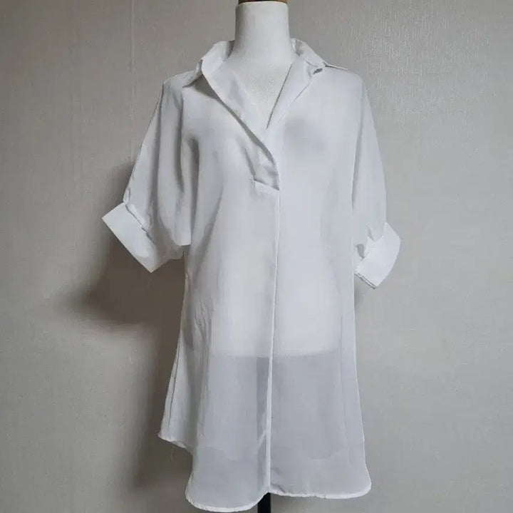 [BUNJANG] White See-Through Roll-Up Blouse / 화이트 시스루 롤업 셔츠 블라우스