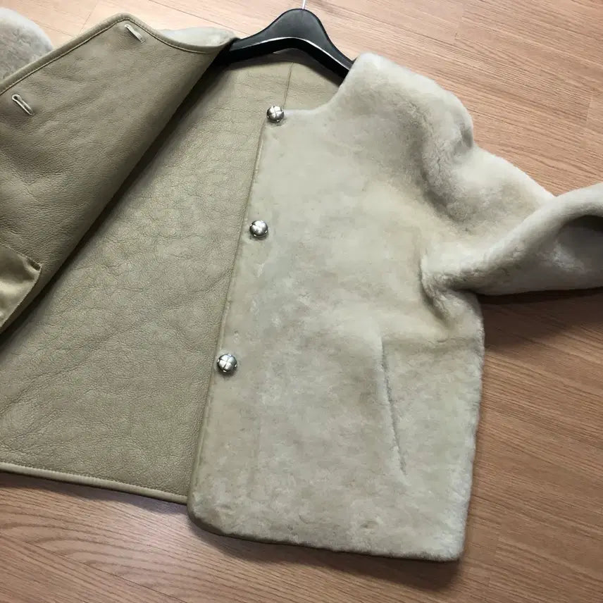 [BUNJANG] Euro Mofi Australian Real Mouton Round Jacket Coat / 유로모피 24년 호주산 리얼 무스탕 라운드 자켓 코트 양털 양가죽