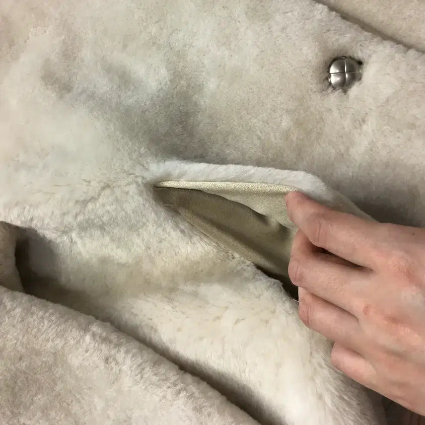 [BUNJANG] Euro Mofi Australian Real Mouton Round Jacket Coat / 유로모피 24년 호주산 리얼 무스탕 라운드 자켓 코트 양털 양가죽