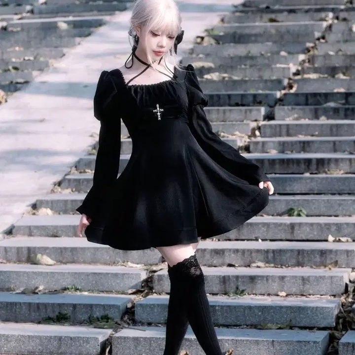 [BUNJANG] Gothic Cross Embellished Black Mini Dress / 고딕 서브컬처 십자가 장식 블랙 미니 원피스