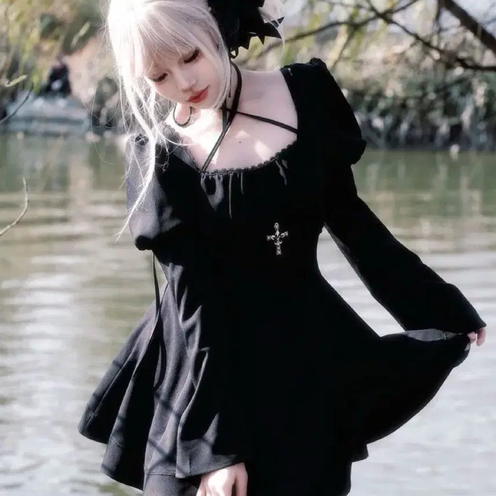 [BUNJANG] Gothic Cross Embellished Black Mini Dress / 고딕 서브컬처 십자가 장식 블랙 미니 원피스