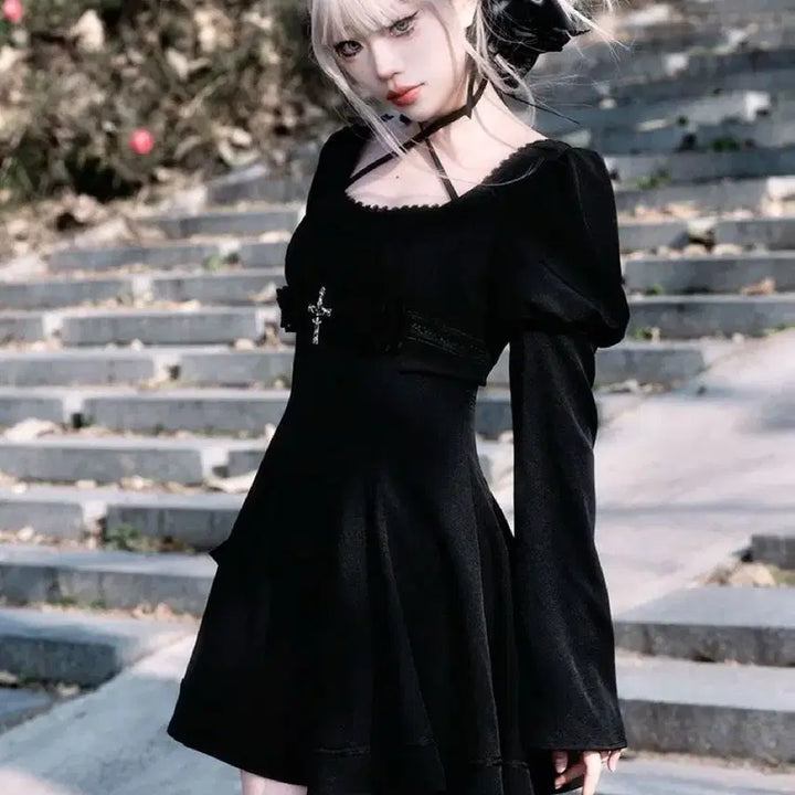 [BUNJANG] Gothic Cross Embellished Black Mini Dress / 고딕 서브컬처 십자가 장식 블랙 미니 원피스