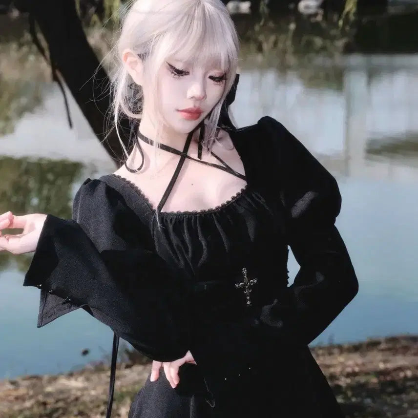 [BUNJANG] Gothic Cross Embellished Black Mini Dress / 고딕 서브컬처 십자가 장식 블랙 미니 원피스