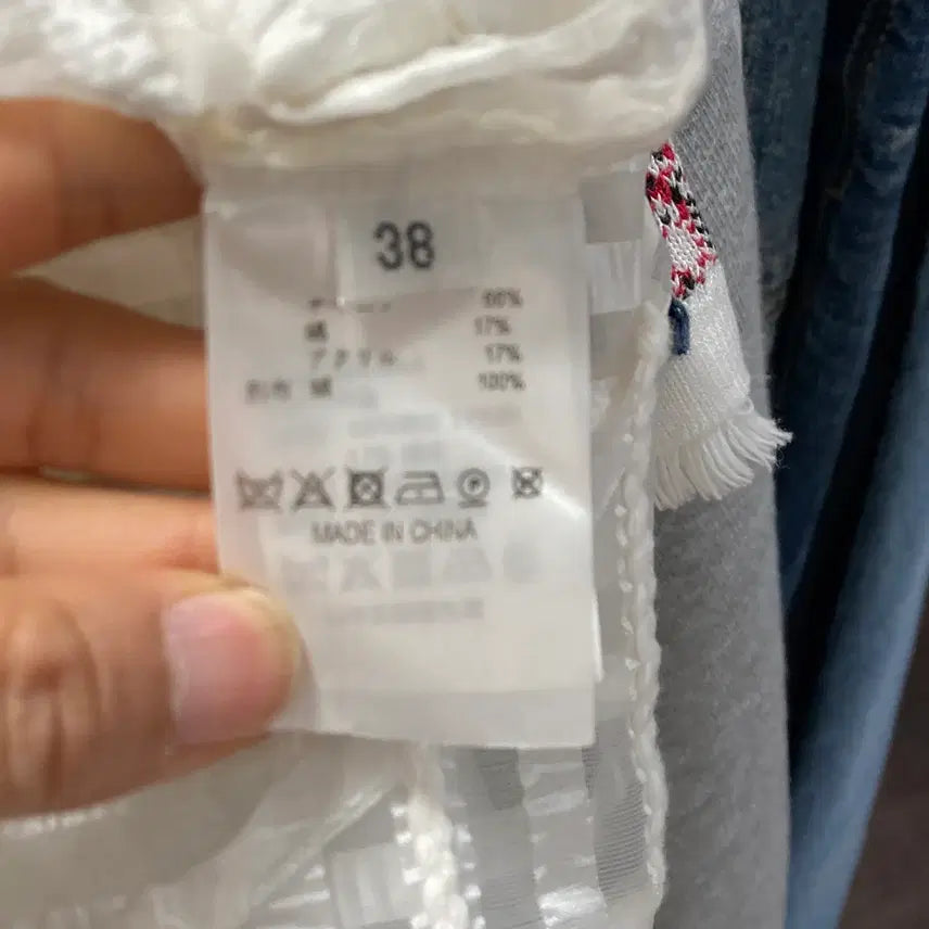 [BUNJANG] Permanent Label White See-Through Loose Fit Long Shirt / 여성 시스루 루즈핏롱셔츠 화이트 F 영구제 중고장터