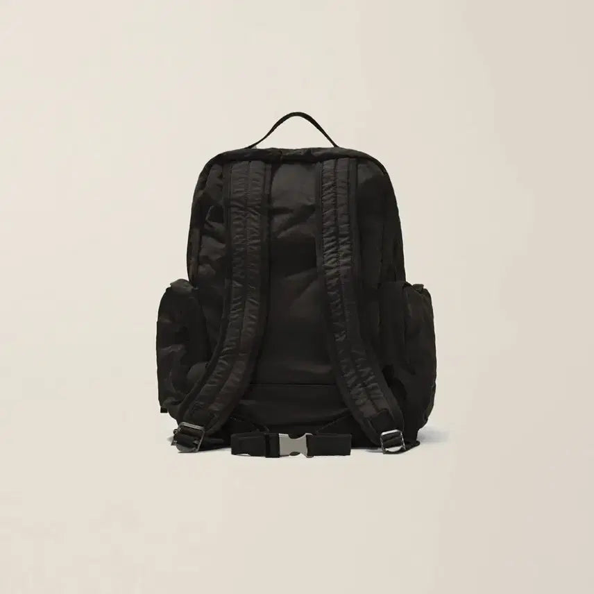 [SOLD OUT] 누마레 ee 유틸리티 포켓 백팩 블랙