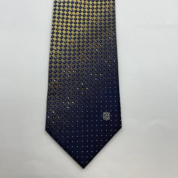 [BUNJANG] Louis Quatorze Patterned Necktie / 루이까또즈 패턴 넥타이
