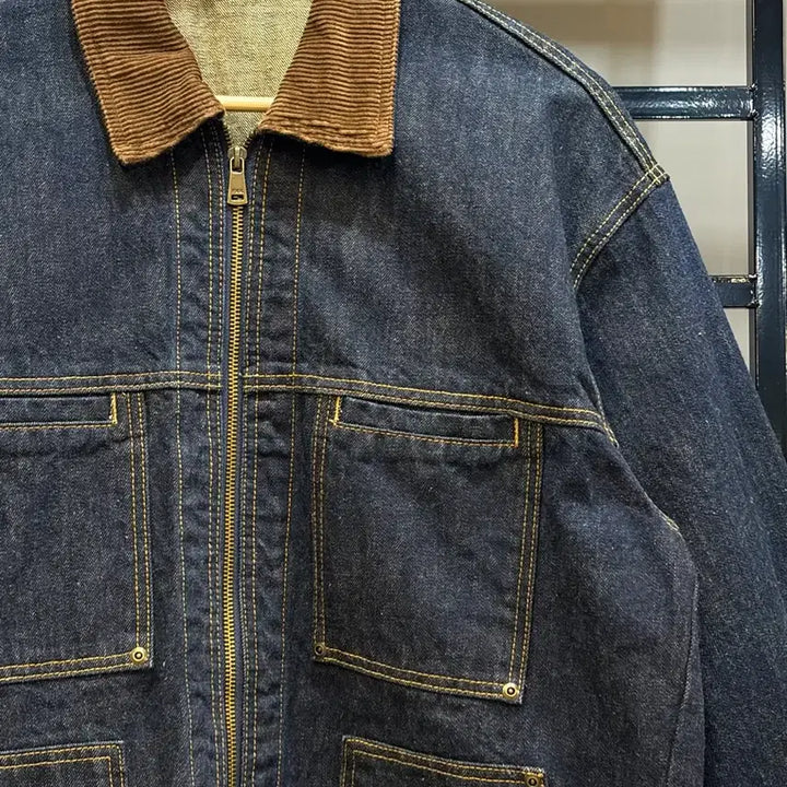 [BUNJANG] Lafudge Store Corduroy Collar Denim Work Jacket / [FREE] 라퍼지스토어 Lafudge 코듀로이칼라 데님 워크재킷 4.5