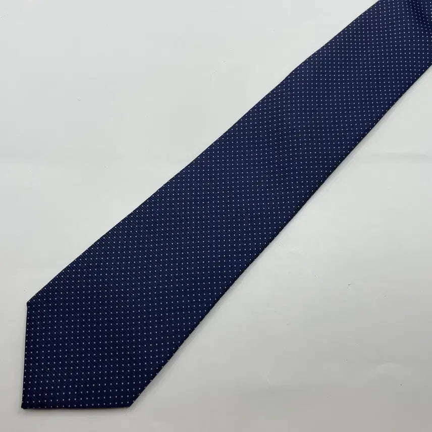 [BUNJANG] Metrocity Patterned Necktie / 메트로시티 패턴 넥타이