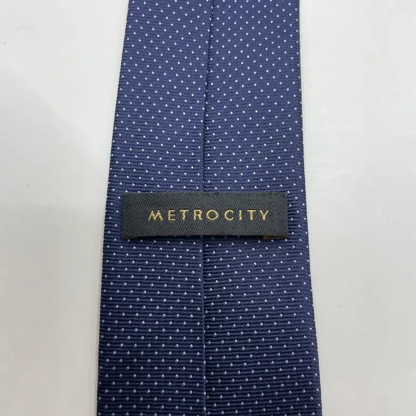 [BUNJANG] Metrocity Patterned Necktie / 메트로시티 패턴 넥타이
