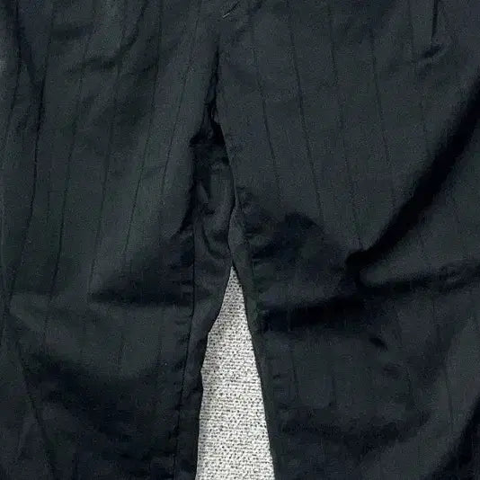 [BUNJANG] Yves Saint Laurent Striped Black Slacks / 입생로랑 스트라이프 블랙 슬랙스 37