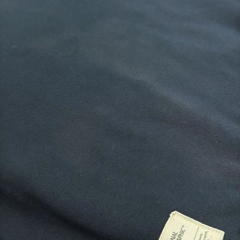 [BUNJANG] National Geographic Embroidered Logo Sweatshirt - Men&