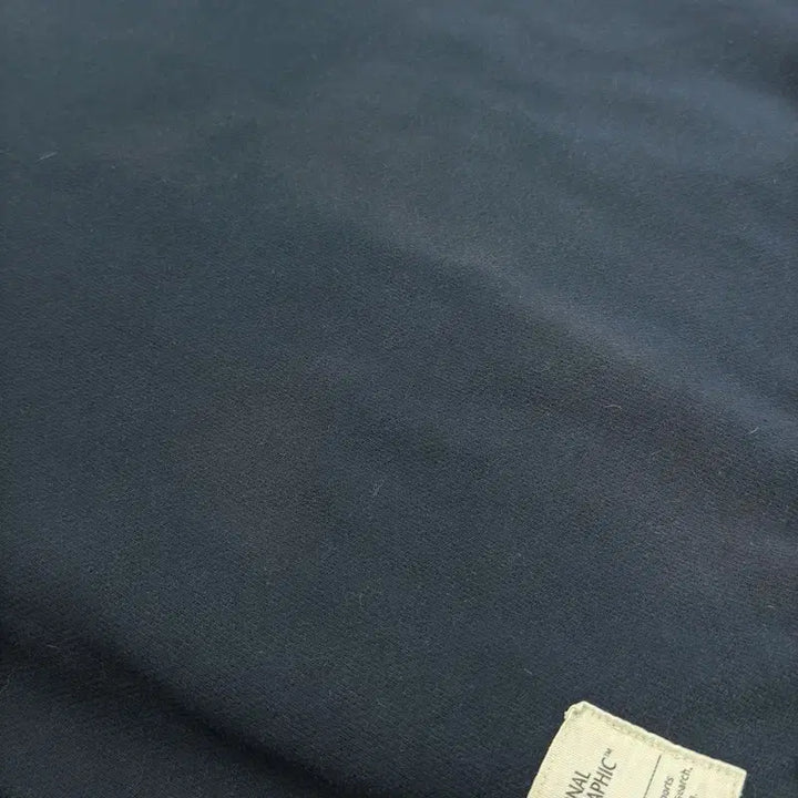 [BUNJANG] National Geographic Embroidered Logo Sweatshirt - Men&