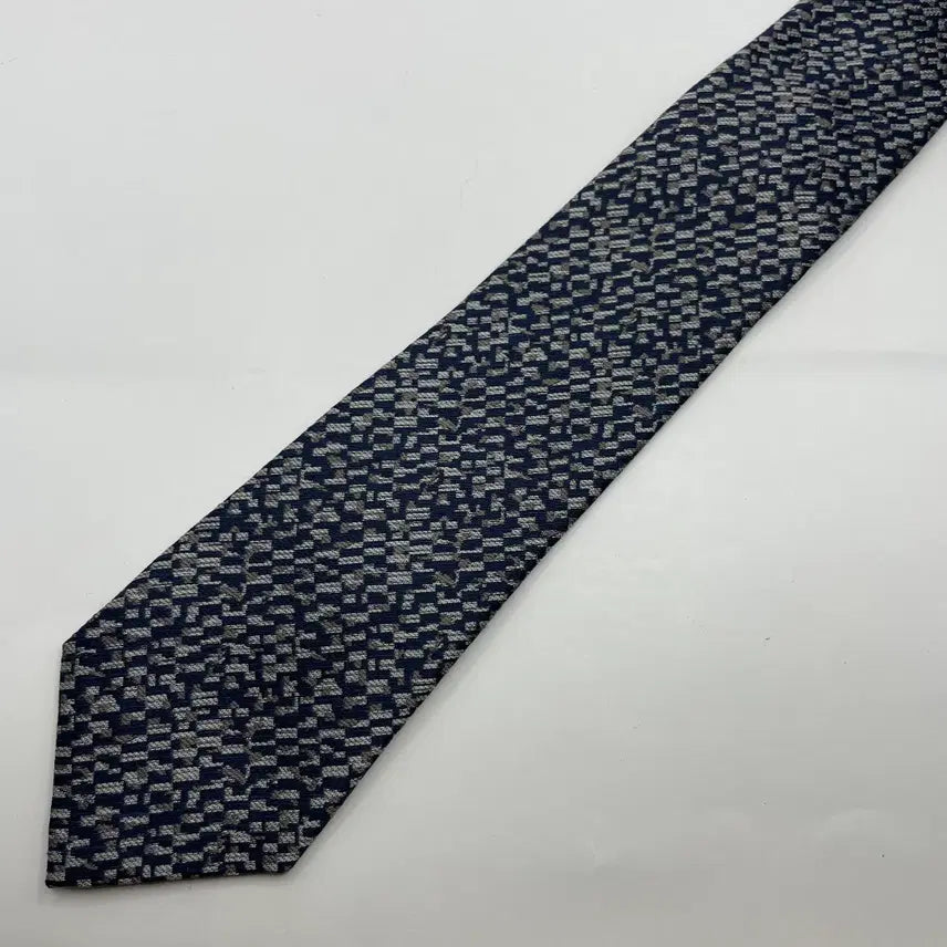 [BUNJANG] Brentwood Pattern Necktie / 브렌트우드 패턴 넥타이