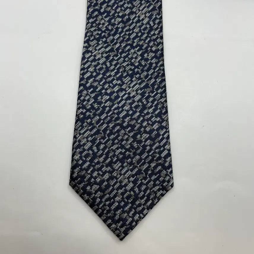 [BUNJANG] Brentwood Pattern Necktie / 브렌트우드 패턴 넥타이