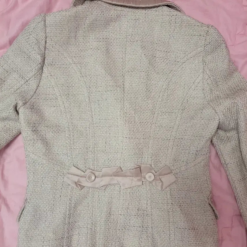 [BUNJANG] On&amp;On Pink Tweed Jacket / 급처상태좋음!온앤온 딸기우유핑크 트위드 공주 자켓 레니본st리즈리사st