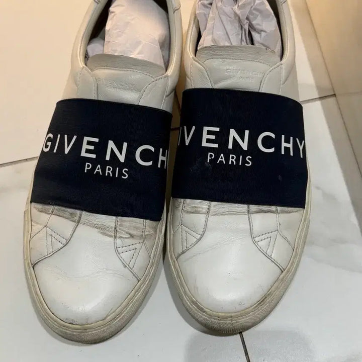 [BUNJANG] Givenchy Urban Street Sneakers / 지방시 어반스트리트 스니커즈 41.5사이즈
