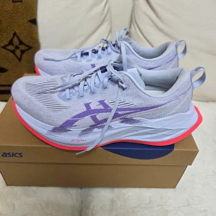 [SOLD OUT] 아식스 슈퍼블라스트2