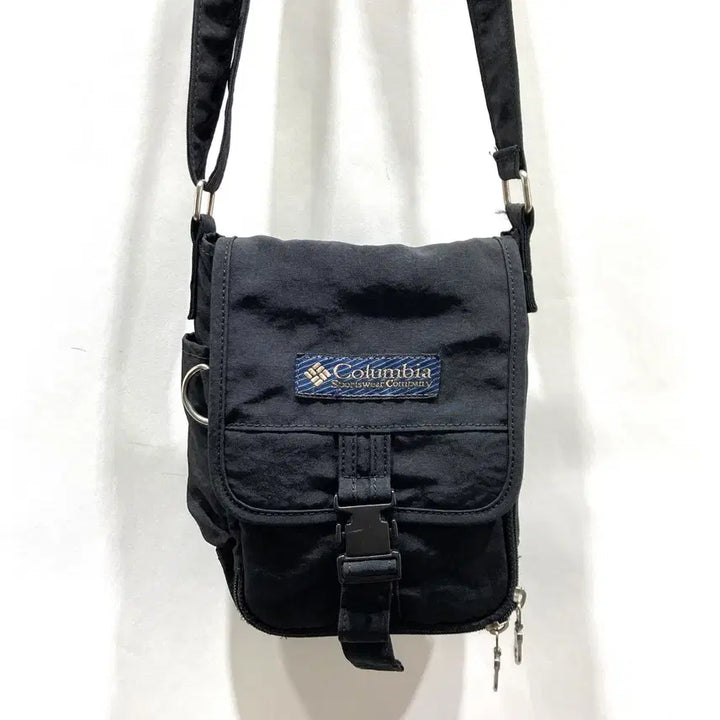 [BUNJANG] Columbia Mini Crossbody Bag - Black / 콜롬비아 미니 크로스백 블랙 영구제 중고장터
