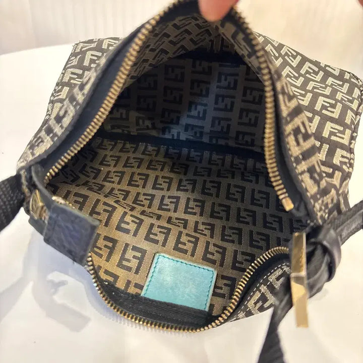 [BUNJANG] Fendi Zucchino Crossbody Bag / 정품 펜디 주카 크로스백