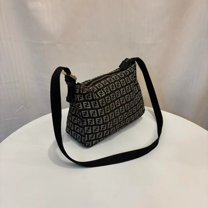 [BUNJANG] Fendi Zucchino Crossbody Bag / 정품 펜디 주카 크로스백