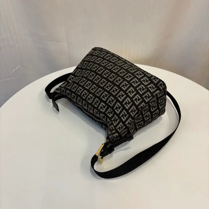[BUNJANG] Fendi Zucchino Crossbody Bag / 정품 펜디 주카 크로스백