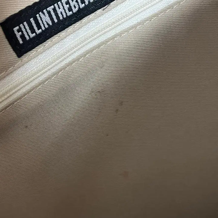 [SOLD OUT] 필인더블랭크 캔버스 숄더백