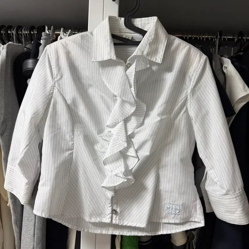 [SOLD OUT] 에옹쓰 멀티 프릴 셔츠