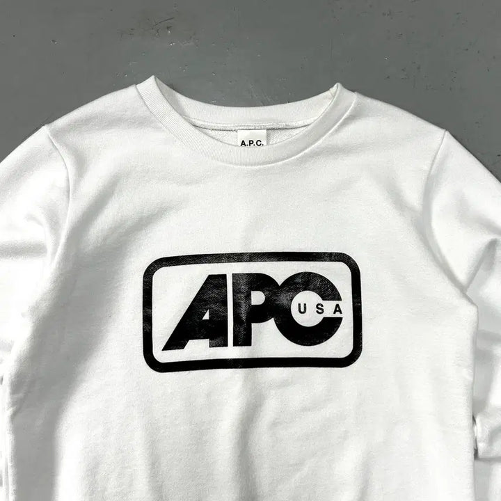 [BUNJANG] A.P.C. Logo Printed Sweatshirt / 아페쎄 로고 프린팅 스웻셔츠
