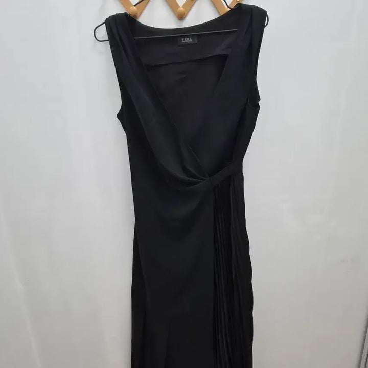 [BUNJANG] TIME Black Pleated Long Dress / TIME 타임 블랙 플리츠 원피스