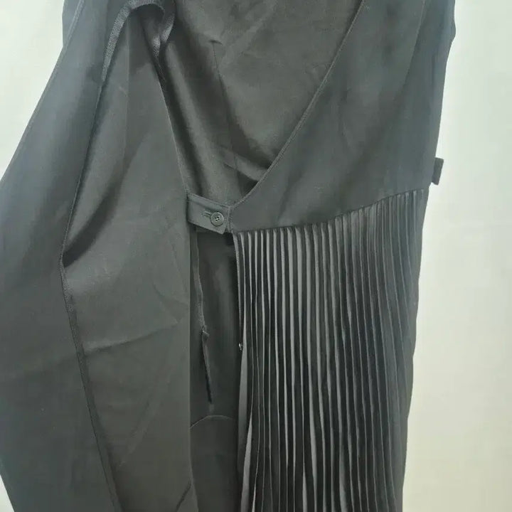 [BUNJANG] TIME Black Pleated Long Dress / TIME 타임 블랙 플리츠 원피스