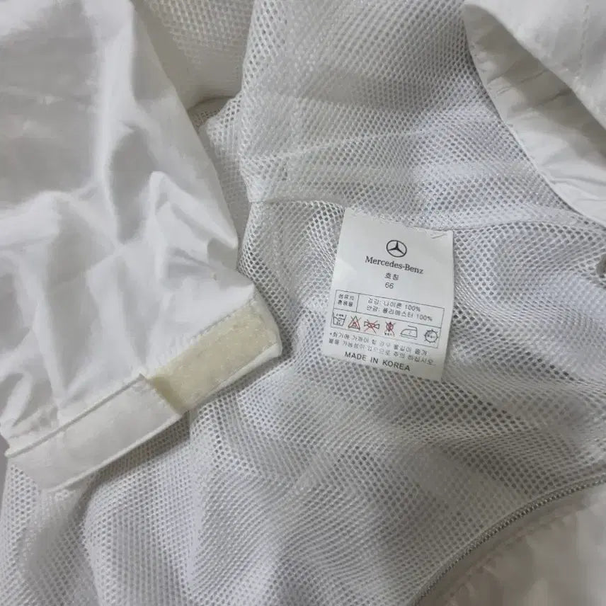 [SOLD OUT] 벤츠 화이트 바람막이 자켓
