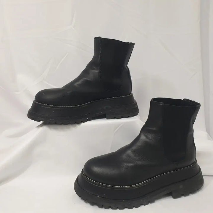[BUNJANG] Burberry Chunky Chelsea Boots / 빈티지하서 37/240 버버리 청키 첼시 부츠