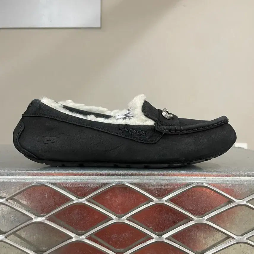 [BUNJANG] UGG Ansley Jam Slippers (Size 250) / 어그 앤슬리 잼 슬리퍼 250