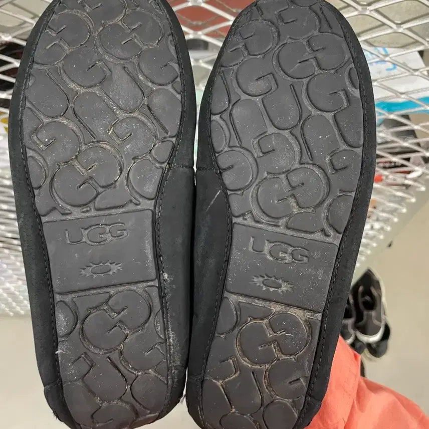 [BUNJANG] UGG Ansley Jam Slippers (Size 250) / 어그 앤슬리 잼 슬리퍼 250