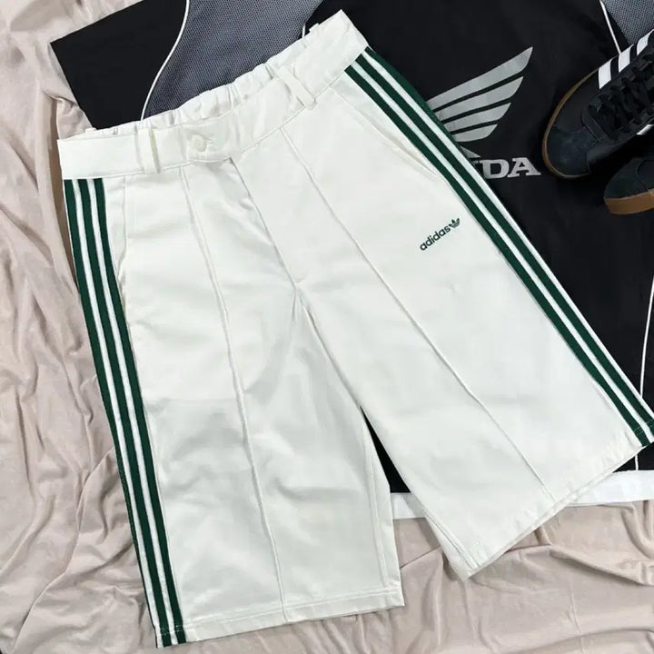 [BUNJANG] Adidas Bermuda Pants XS White / 아디다스 버뮤다팬츠 xs 화이트