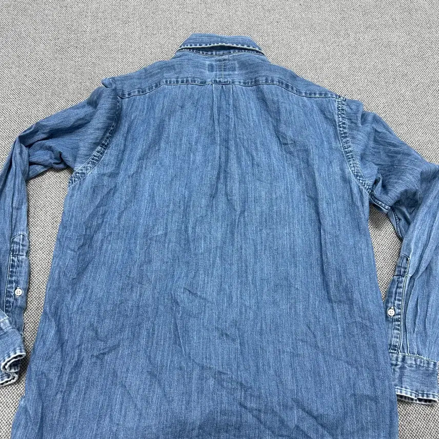 [SOLD OUT] 폴로 클래식핏 QR라벨 데님셔츠(M)