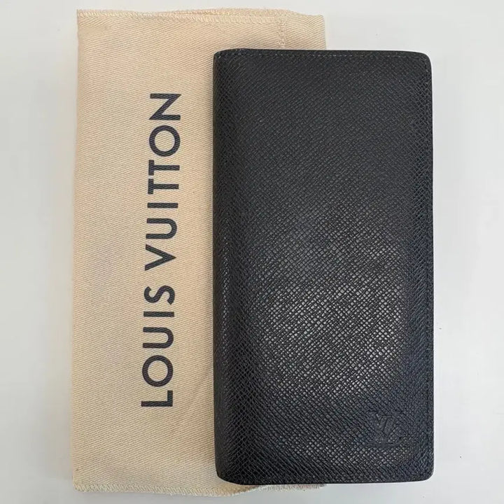 [BUNJANG] Louis Vuitton Taiga Long Wallet / (풀구성) 루이비통 타이가 장지갑.