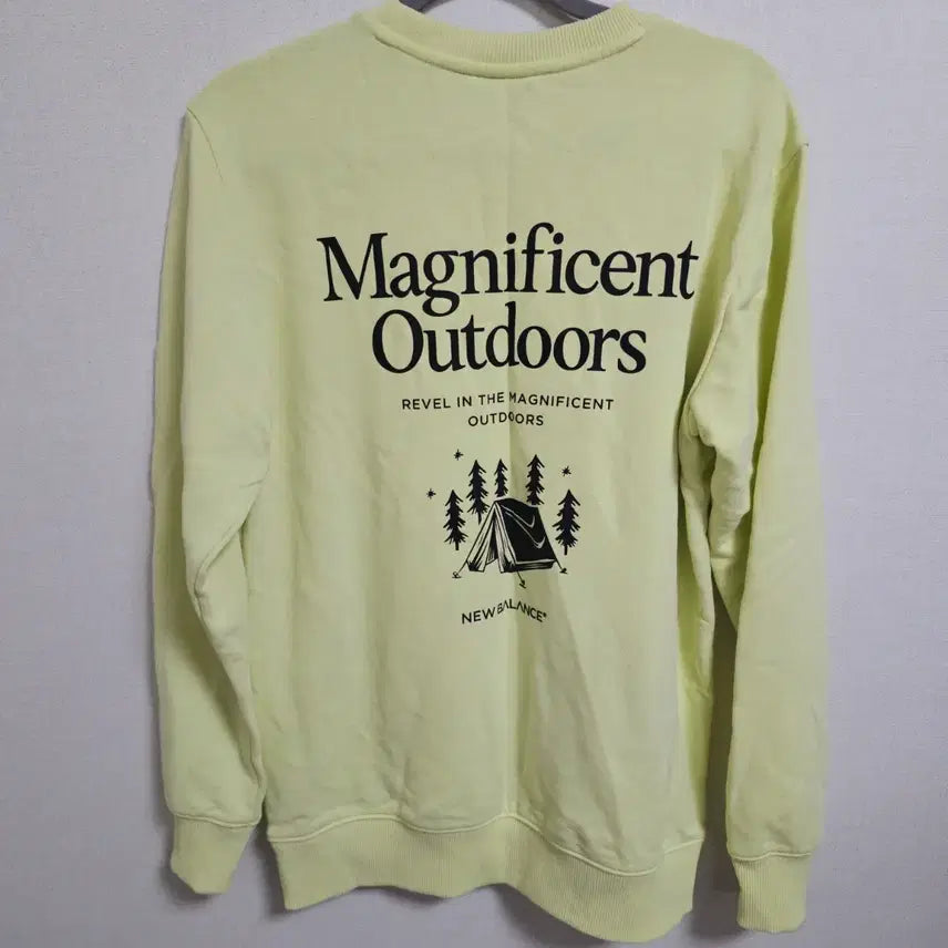 [BUNJANG] New Balance Outdoor Pack Graphic Sweatshirt (S) / 뉴발란스 아웃도어팩 그래픽 맨투맨 (90/S)