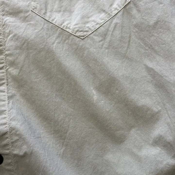[BUNJANG] Stone Island Khaki Short Sleeve Shirt / 100 스톤아일랜드 카키 반팔셔츠