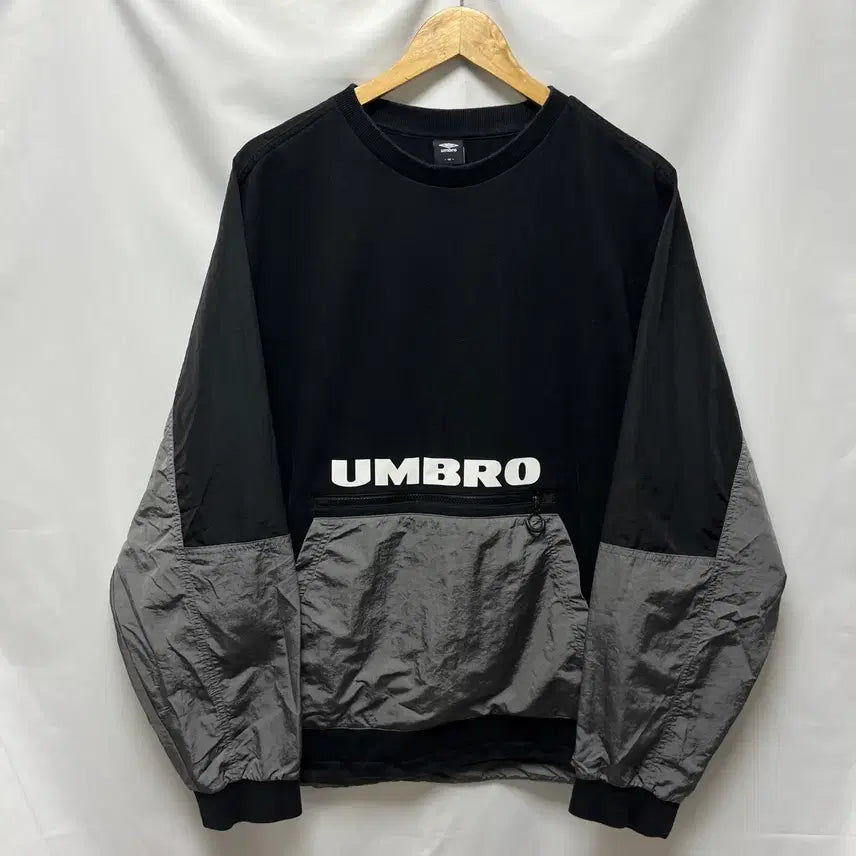 [SOLD OUT] [정품/2XL] 엄브로 우븐 블랙그레이 맨투맨 웜업