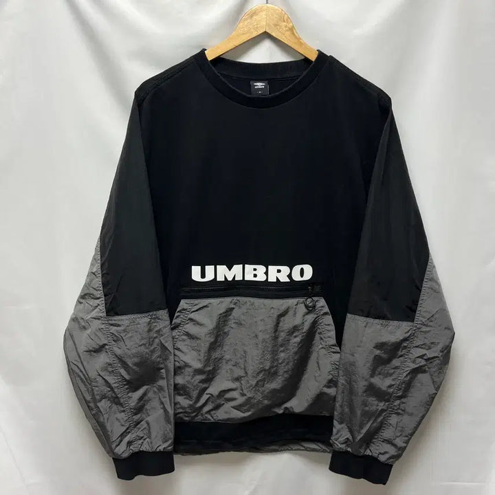 [SOLD OUT] [정품/2XL] 엄브로 우븐 블랙그레이 맨투맨 웜업