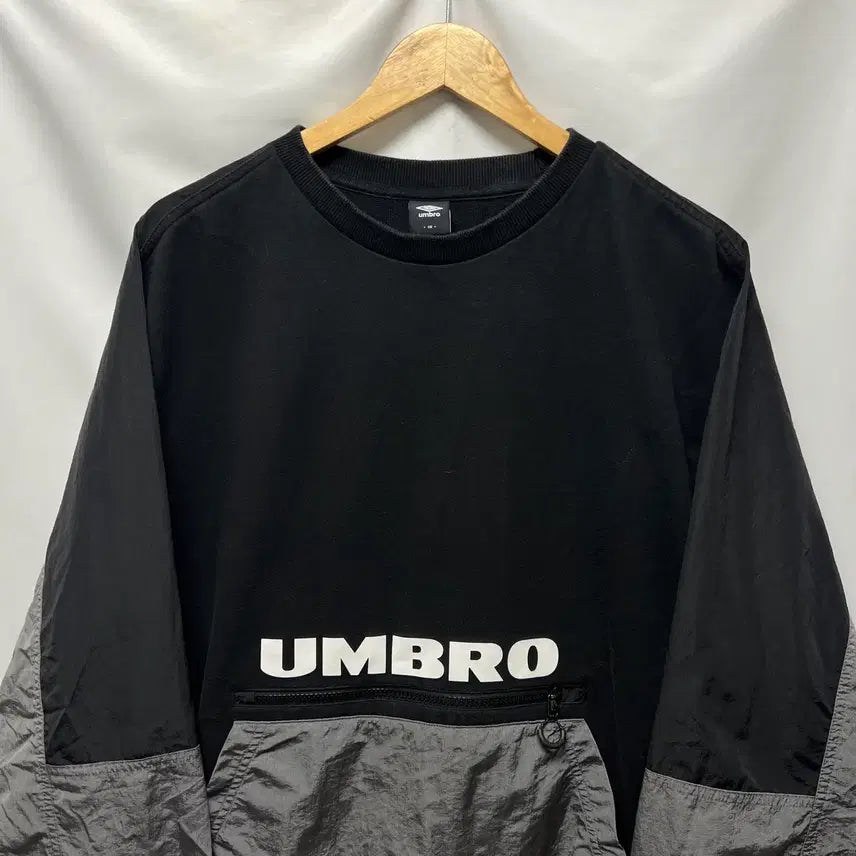 [SOLD OUT] [정품/2XL] 엄브로 우븐 블랙그레이 맨투맨 웜업