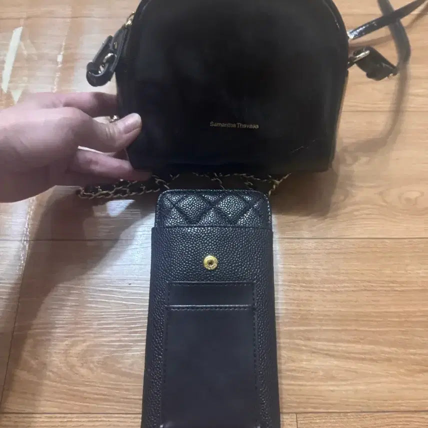 [BUNJANG] Samantha Thavasa &amp; Chanel Black Mini Crossbody Bag Set / 사만사타바사/샤넬 블랙 미니 크로스백 세트