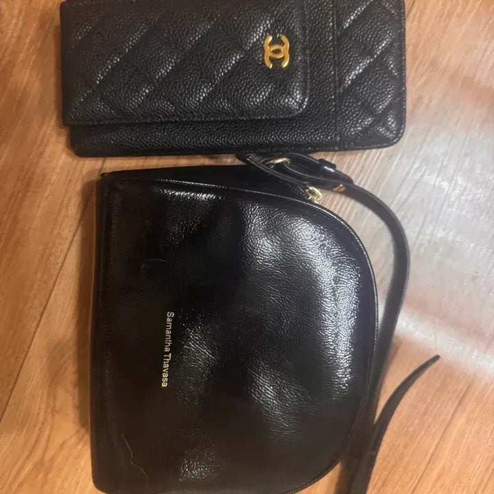 [BUNJANG] Samantha Thavasa &amp; Chanel Black Mini Crossbody Bag Set / 사만사타바사/샤넬 블랙 미니 크로스백 세트