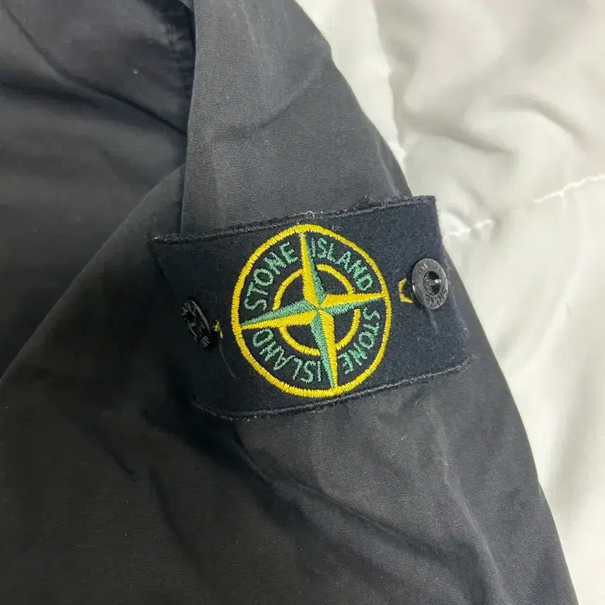 [SOLD OUT] 스톤아일랜드 올드 트리트먼트 오버셔츠 블랙 L