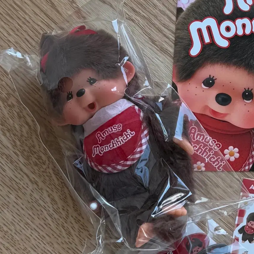 [SOLD OUT] 어뮤즈 몬치치 키링+머리핀+헤어시트 판매