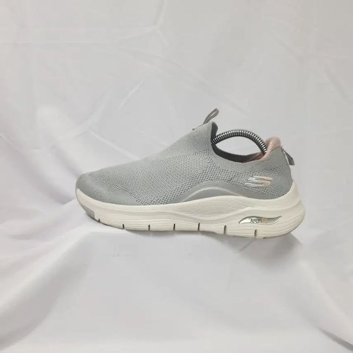 [BUNJANG] Skechers Arch Fit Gray Slip-On Sneakers / 빈티지하서 240 스케쳐스 아치 핏 그레이 슬립온 스니커즈