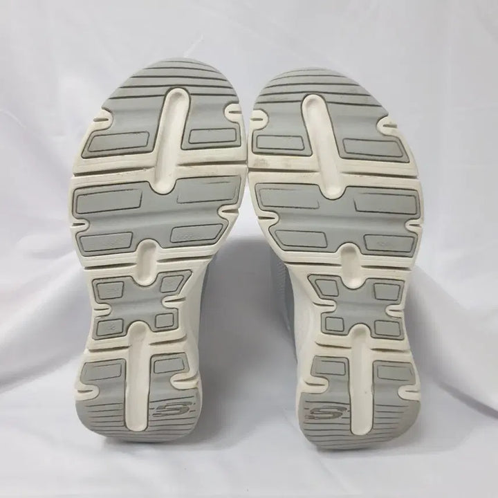 [BUNJANG] Skechers Arch Fit Gray Slip-On Sneakers / 빈티지하서 240 스케쳐스 아치 핏 그레이 슬립온 스니커즈