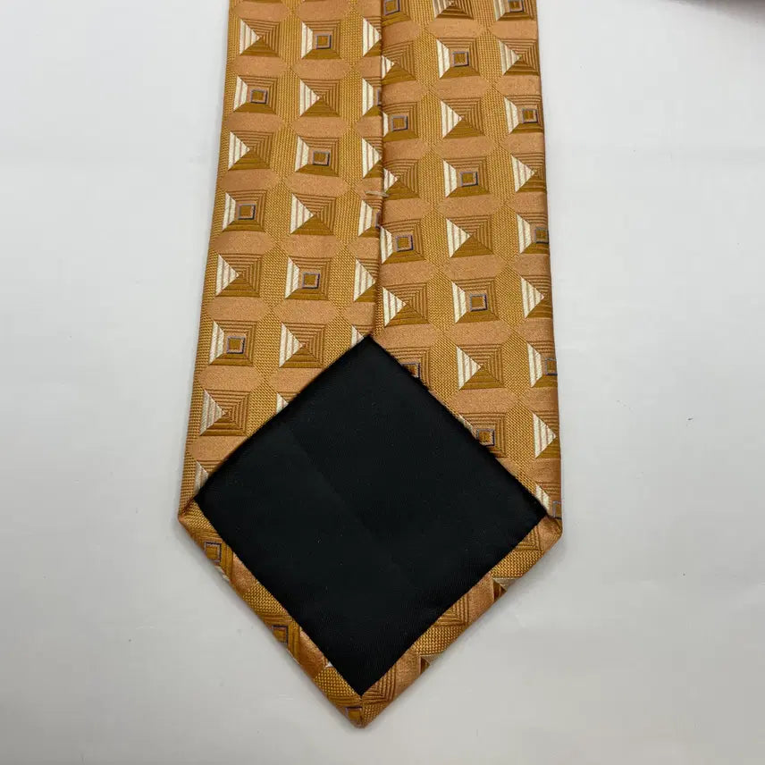 [BUNJANG] Gianfranco Ferre Patterned Necktie / 지안프랑코페레 패턴 넥타이 미사용