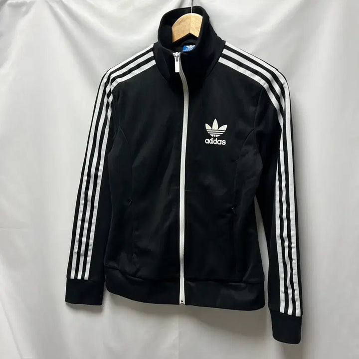 [SOLD OUT] [정품/95] 아디다스 유로파 블랙 여성용 트랙탑/져지